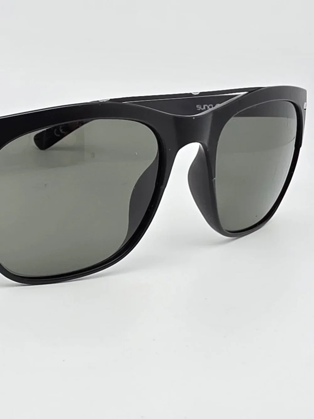 Suncloud Tabor Black Frame Polarized Grey/Green Lens Aviator Sunglasses w/ Case